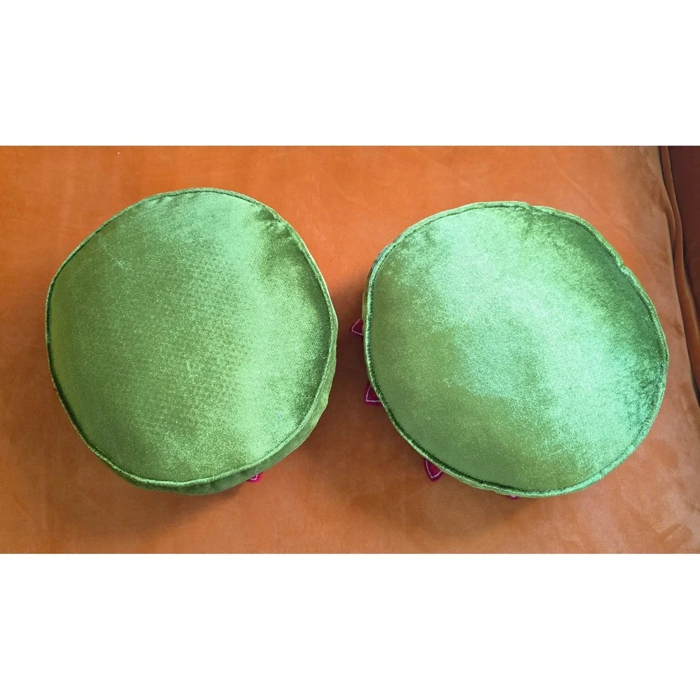 Red Velvet Poinsettia 3D Flower Round Christmas Throw Pillows Set of 2 Green